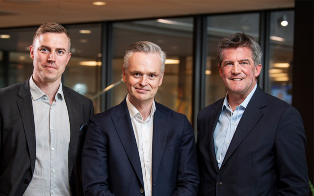 Ilija Batljan | Kameo