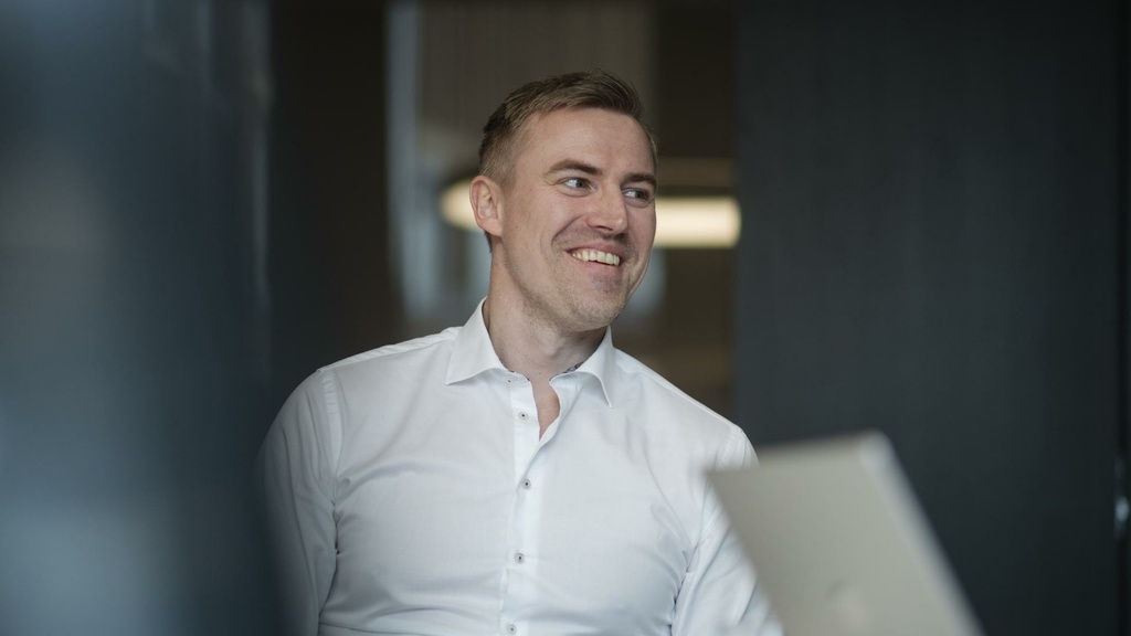 Sebastian Harung, Insight Investment